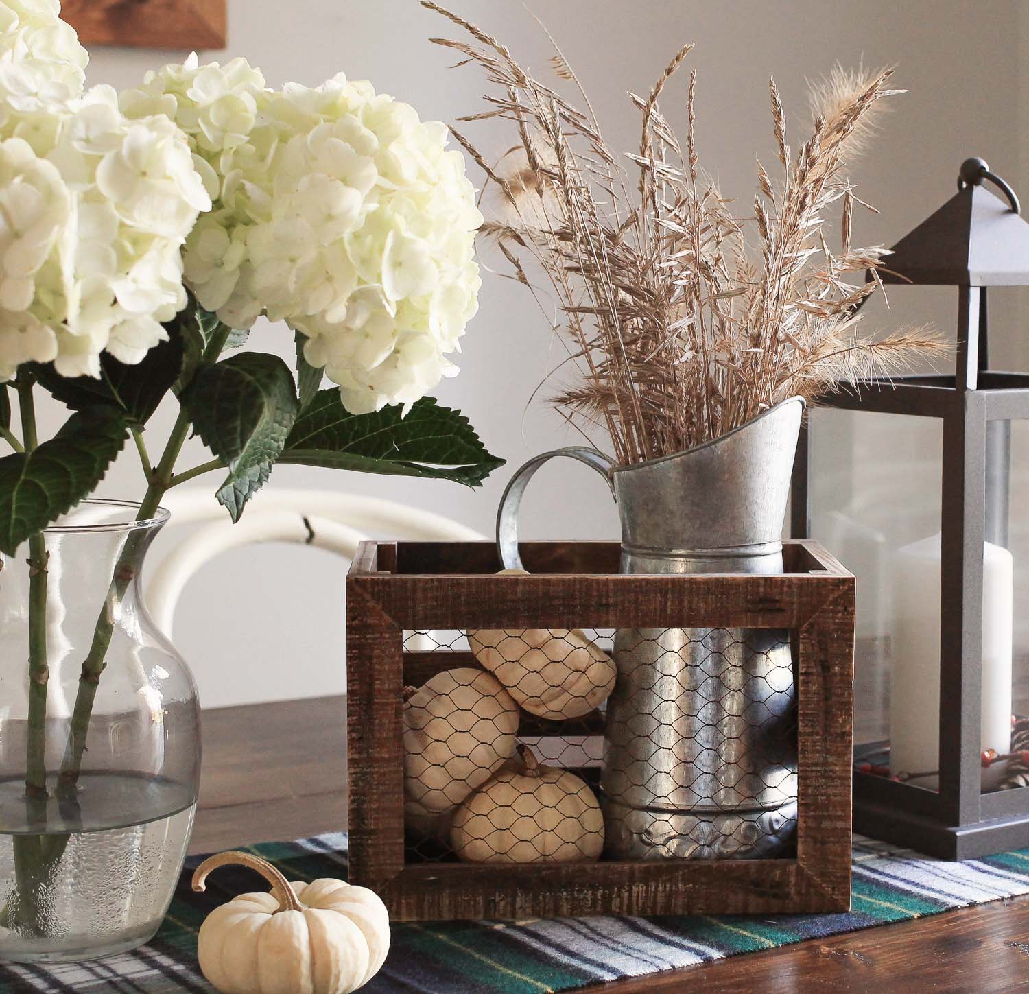 Cozy Thanksgiving tablescape