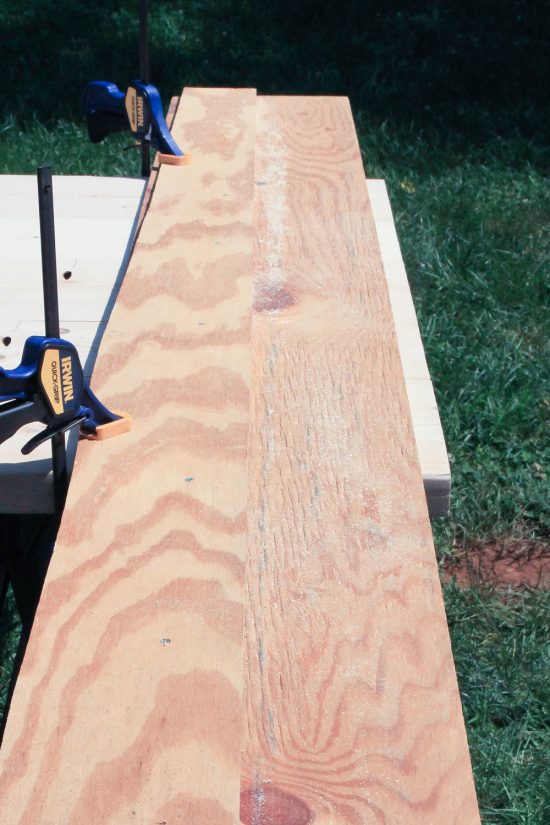 Farmhouse table DIY with removable legs