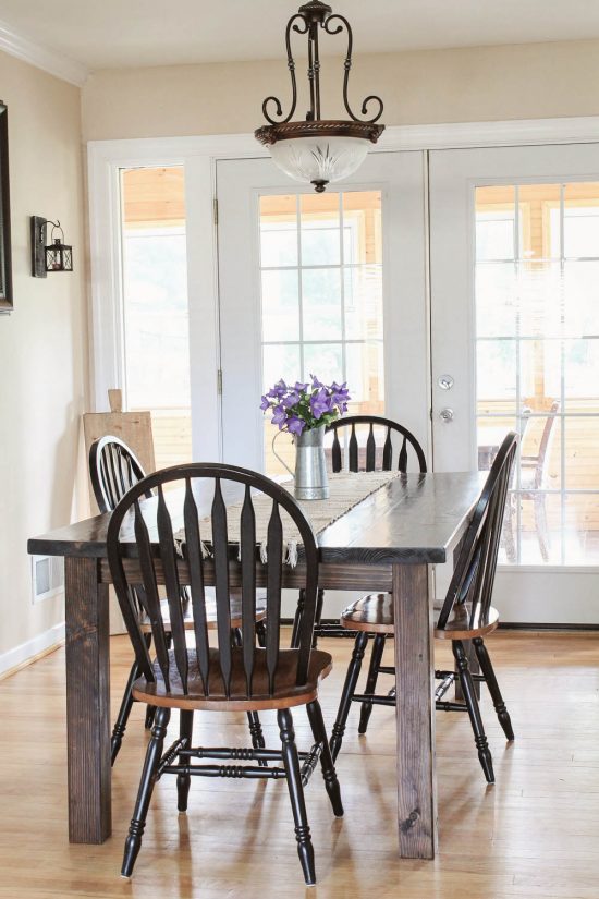 Farmhouse table DIY with removable legs