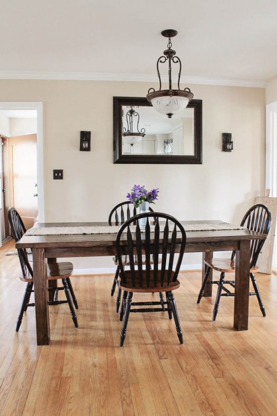 Farmhouse table DIY with removable legs