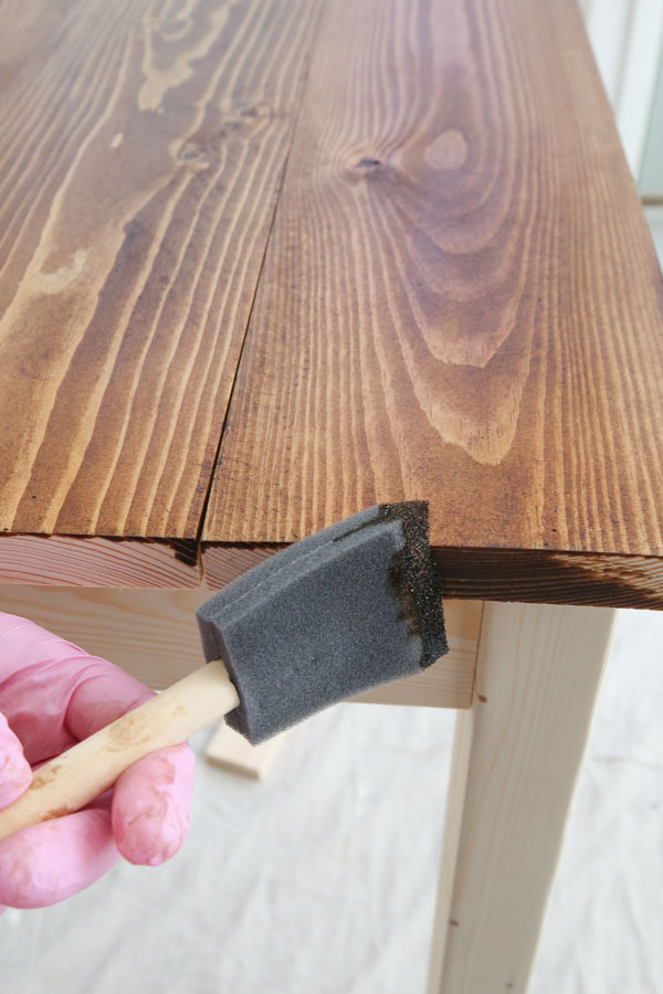 how to apply wood stain in hard to reach areas and sides of wood with a foam brush