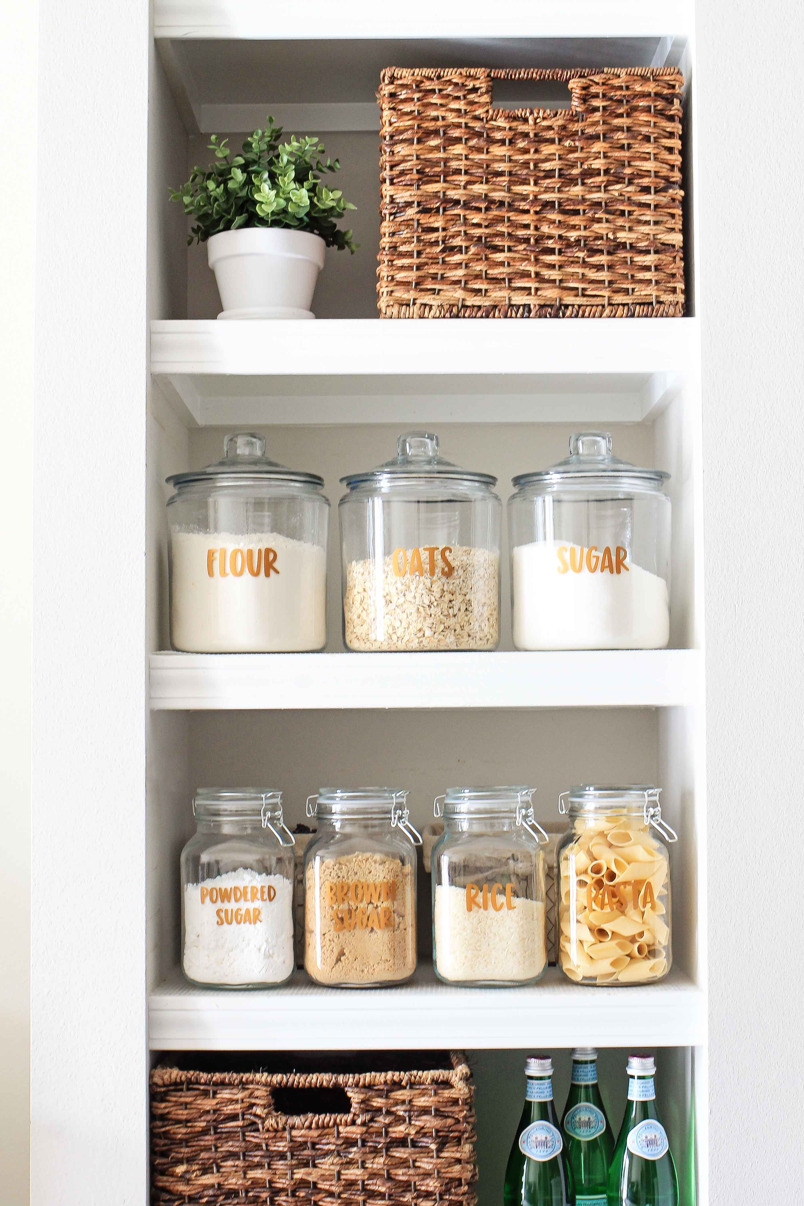 DIY Pantry Labels on jars on Open Pantry Shelving