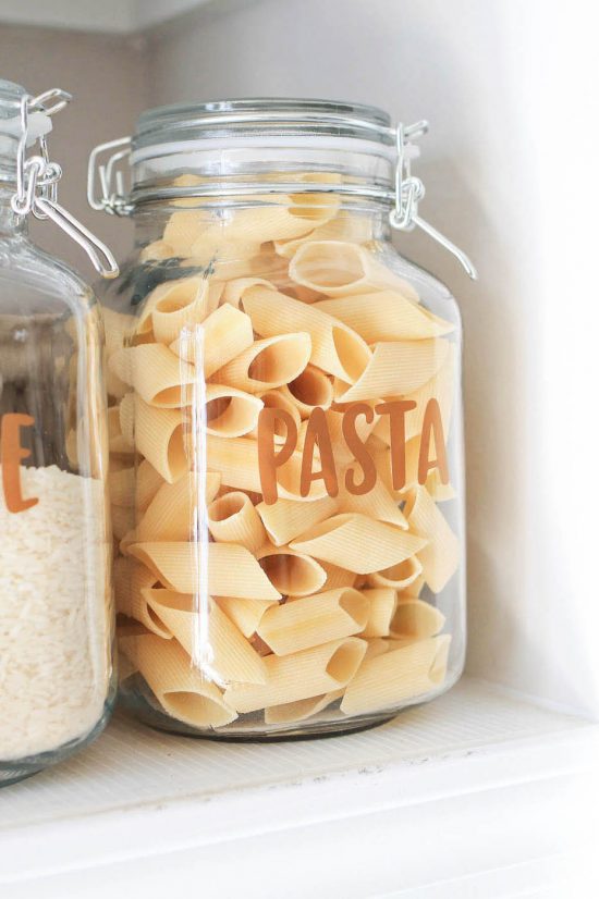 diy pantry label on jar of pasta