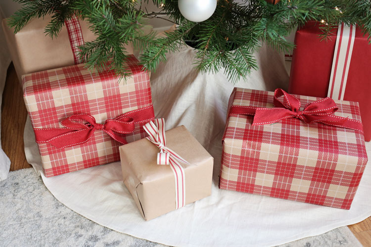 Rustic Red and White Christmas Tree Decor