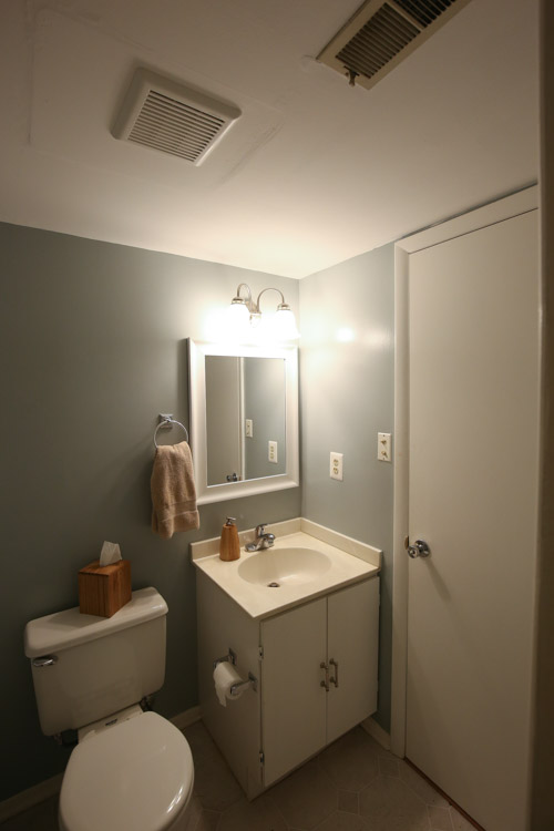 One Room Challenge Week 1 - Half Bathroom Before Photos