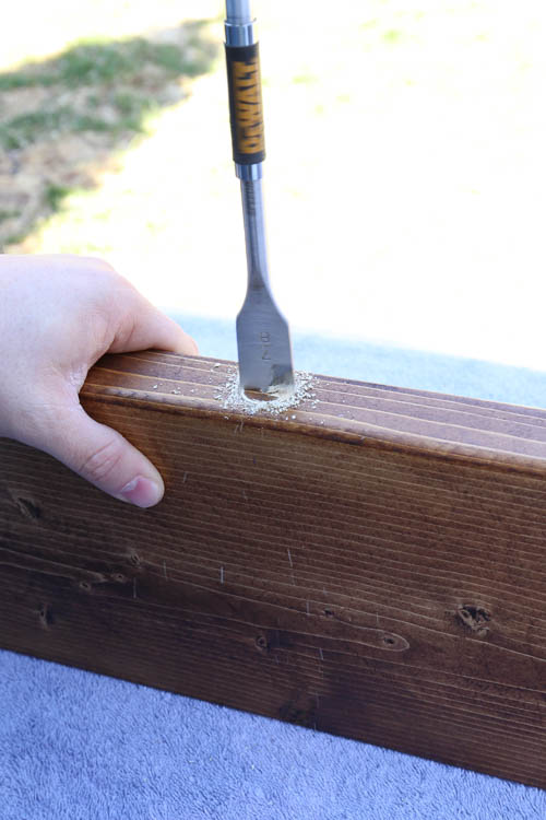 Diy floating store shelf brackets