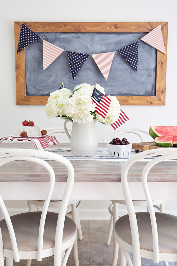 Rustic 4th of July Banner and Tablescape