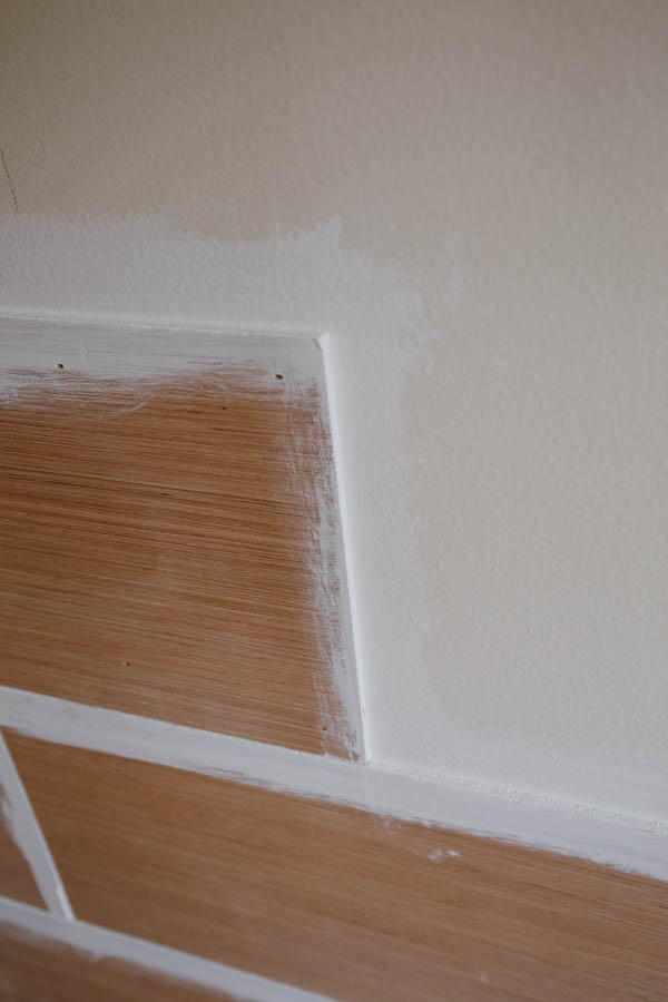 how to paint shiplap cracks - Painting side edges of shiplap boards during installation