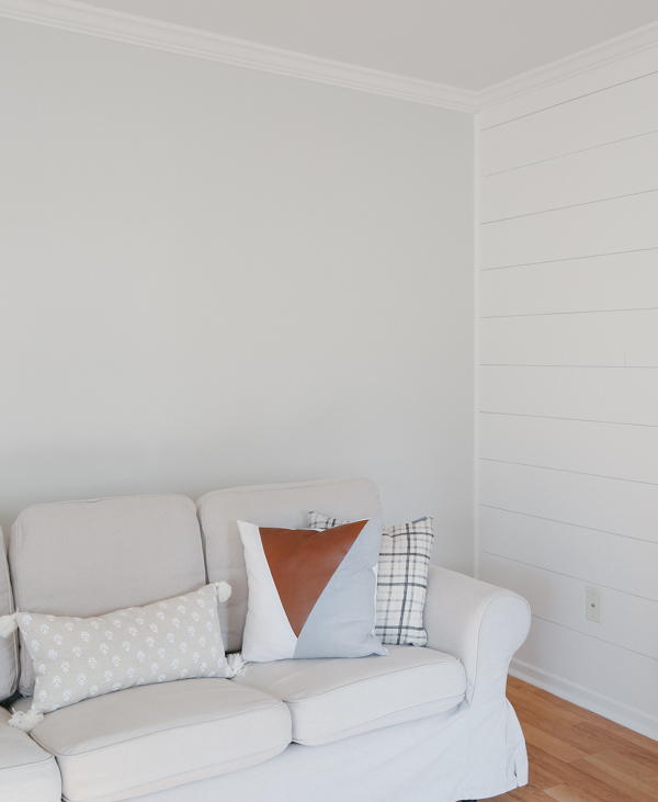 living room wall painted Classic grey by Benjamin Moore
