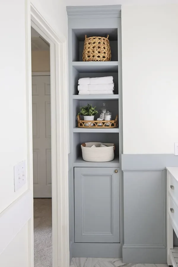 Diy Built In Bathroom Shelves And, How To Build A Tall Bathroom Storage Cabinet