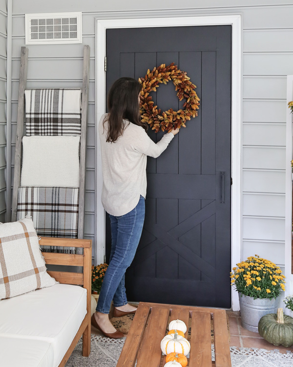 hanging a fall wreath