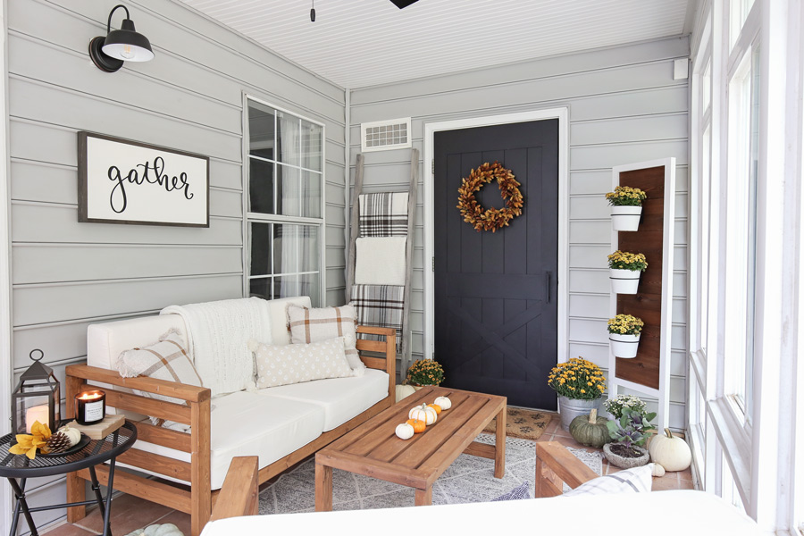 cozy fall porch decor