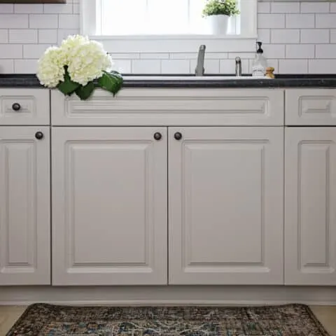 How To Paint Laminate Kitchen Cabinets, White Formica Kitchen Cabinet Doors