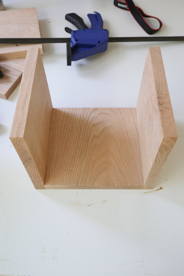 Assemble the sides of the planter to the base