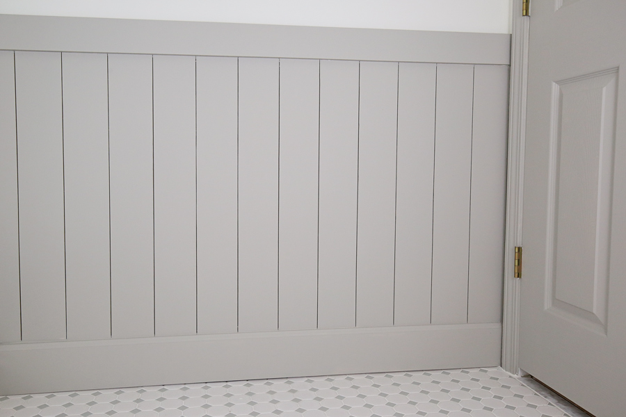 Easy Diy Vertical Shiplap Wainscoting