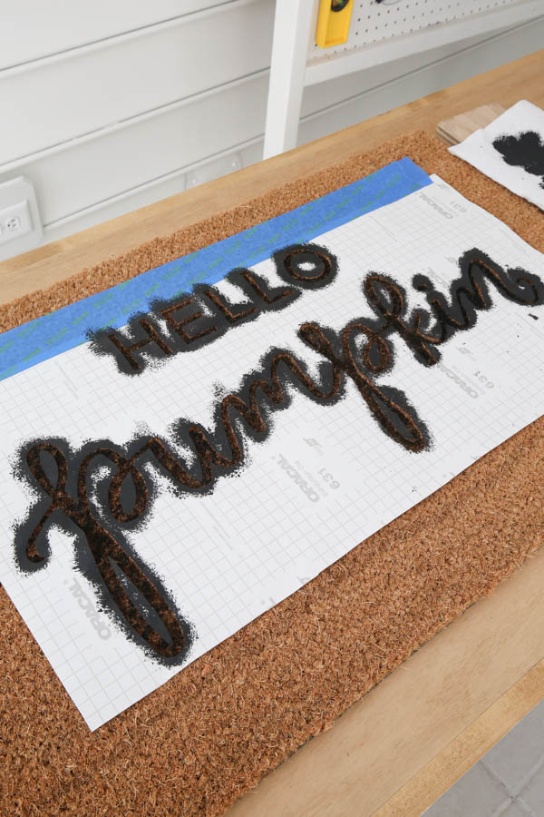 DIY astroturf doormat- with FREE PDF plans!