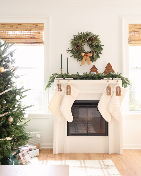 christmas mantel ornaments