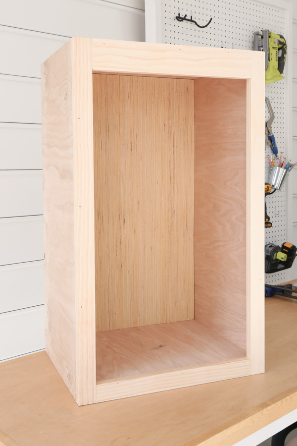 building face frame cabinets with inset doors