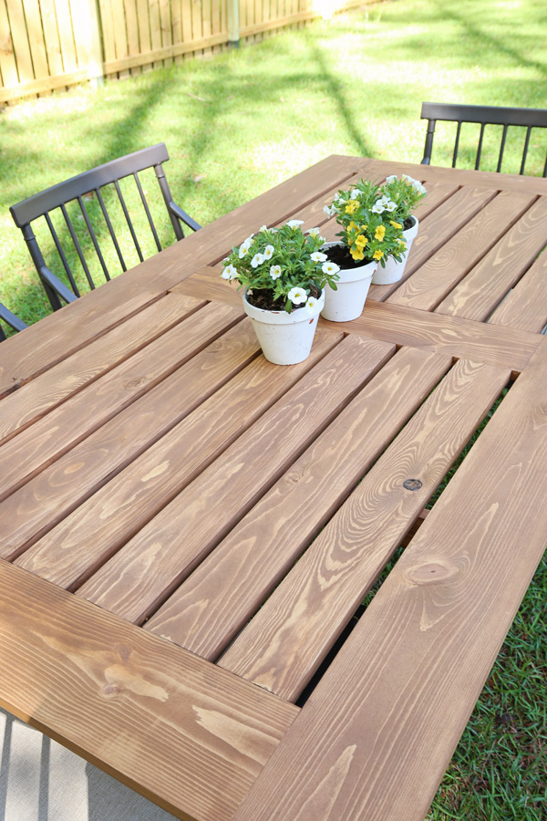 DIY Outdoor Table - Angela Marie Made