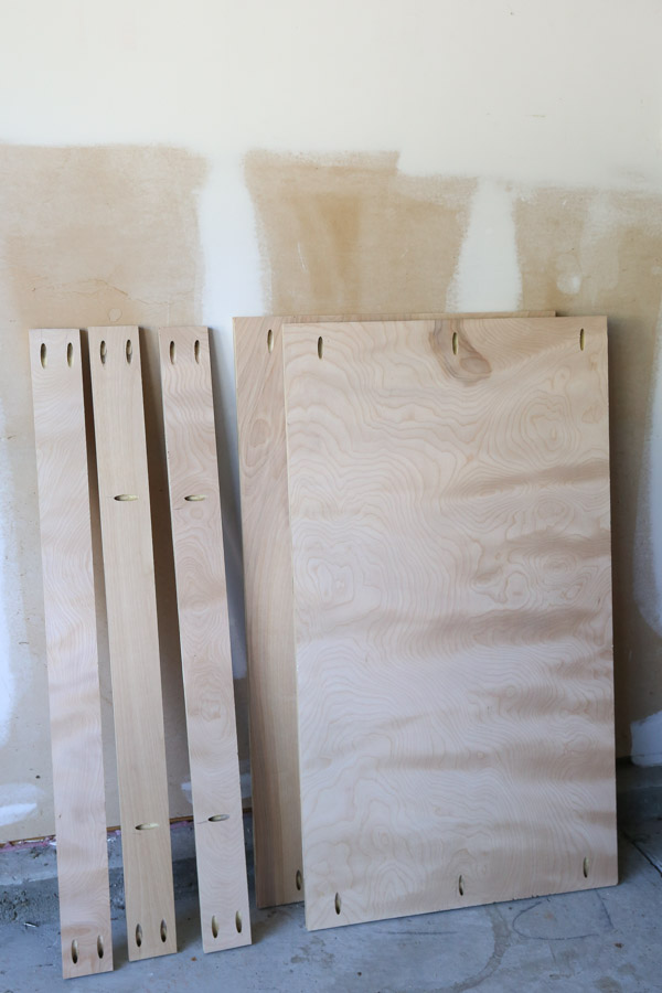 plywood cut with pocket holes for built in frame