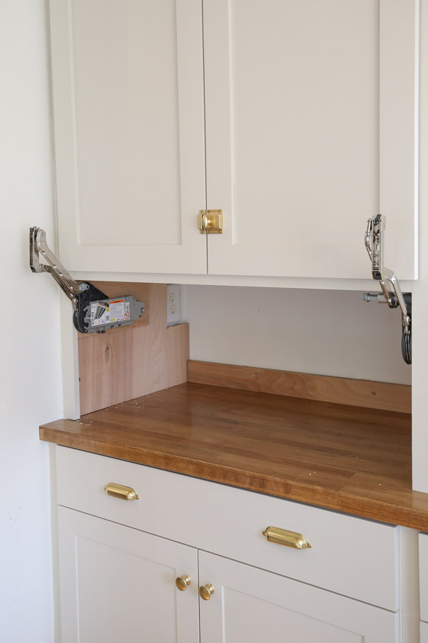 14 Ways to Use an Appliance Garage to Declutter Your Countertops