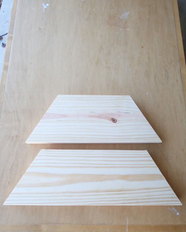 middle board of wood tree cut