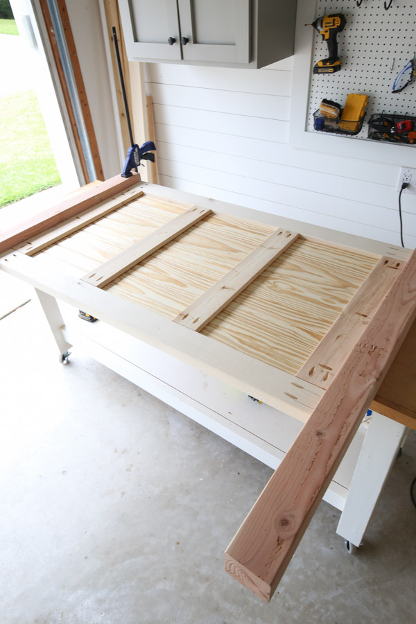 attaching shiplap to 4x4 headboard sides with pocket holes, kreg screws, and wood glue