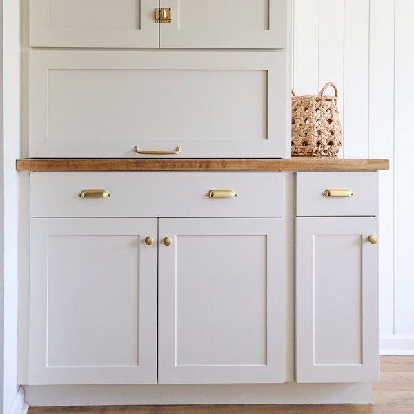 grey kitchen cabinet paint colors - edgecomb gray by benjamin moore