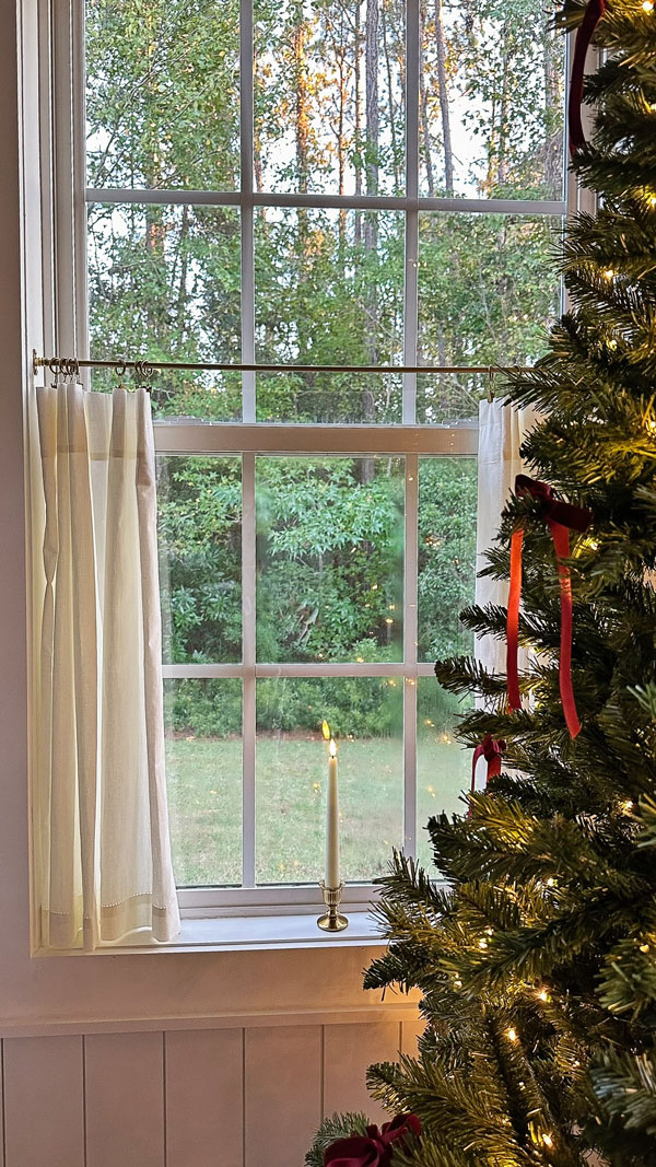 DIY battery operated christmas window candles with vintage candle holder and flameless candles and cafe curtains