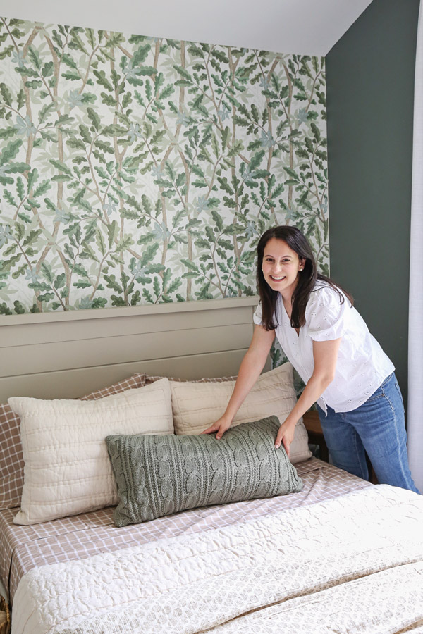Casual and Beautiful Spring Bedding Refresh. How to Layer bedding like a designer.