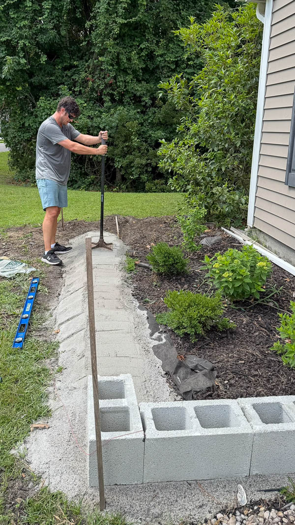 DIY stone wall for garden bed