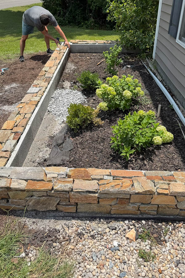 DIY stone wall for garden bed
